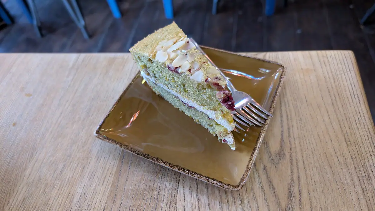 Mr Tea's Coffees & Cakes – cake shop in Sheringham town centre